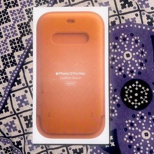 MagSafe apple leather sleeve for 12 pro max phone